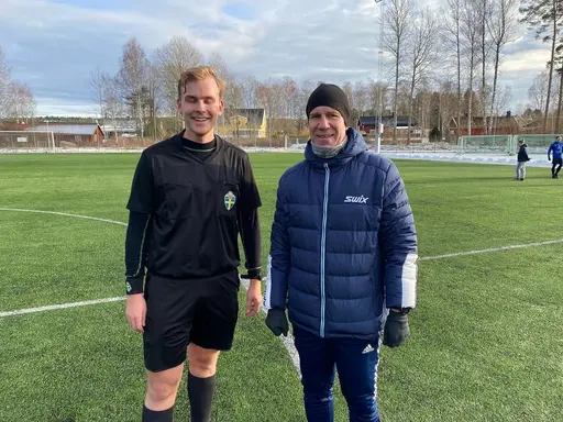 28 spelare deltog vid årets första internmatch.