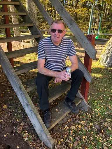 Unga som gamla medlemmar slöt upp denna soliga och ovanligt varma oktobermorgon för att iordningställa Idrottsparken efter ännu en avslutat säsong.