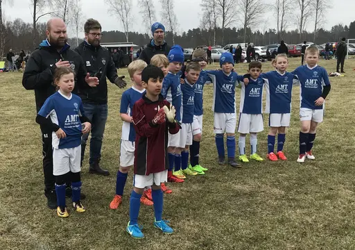 Full fart på Sandbacken cup. Första matcherna tillsammans med IFK-grabbarna.