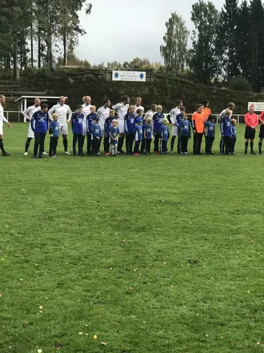 Träningar , sammandrag 3-3 , läger i Köpstan Varberg och rolig avslutning var lite av det vi gjorde året 2018