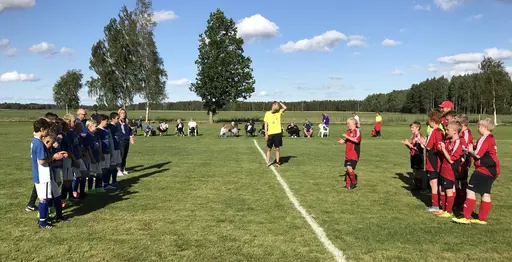 Många var tvugna att släppa på trycket innan matchstart, nervösa?