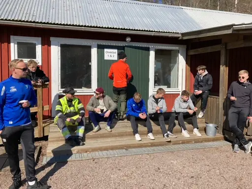 Glada miner när 108 körvar försvann på ett nafs Löwing och Ljungergård 2 av många hugriga.