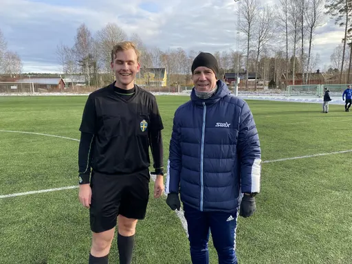 28 spelare deltog vid årets första internmatch.