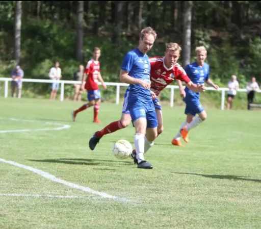 Henrik Häll målskytt för ESK mot Ardala