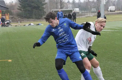 Carl Hallin och ESK hade mycket boll, men lyckades inte spräcka nollan. 