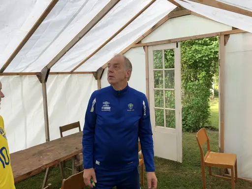 Styrelsen uppvaktar Mats på 60-års dagen🎉🎉