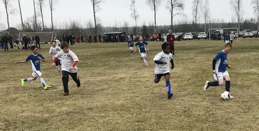 Full fart på Sandbacken cup. Första matcherna tillsammans med IFK-grabbarna.