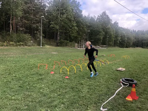 Fysövningar och rullskidor 