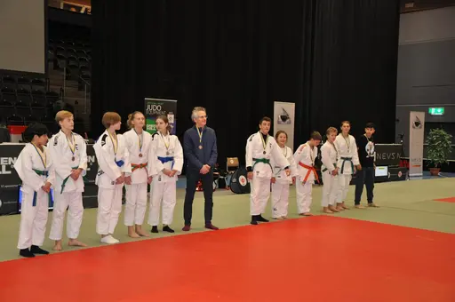 fotografierna är fria att delas/användas för privat bruk samt i judosammanhag dock ej för kommersiellt bruk.