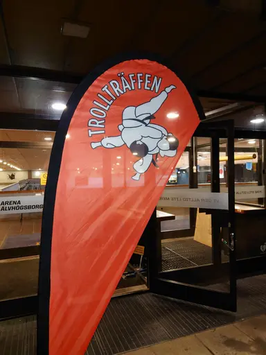 fotografierna är fria att delas/användas för privat bruk samt i judosammanhag dock ej för kommersiellt bruk.