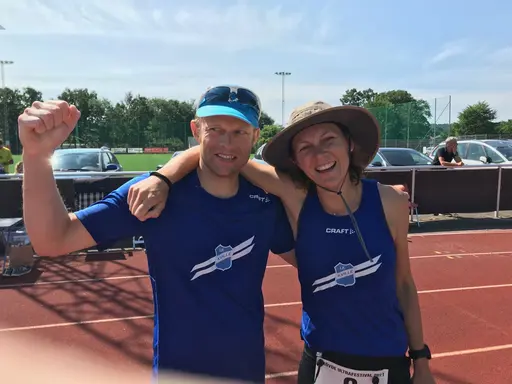 Elin Hartelius och Emir Halalkic sprang mycket bra på SM i 24-timmars!