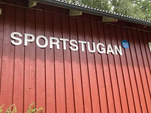 Städdag och renovering av Sportstugan