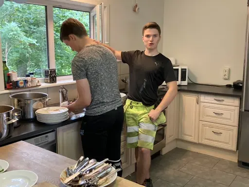 Städdag och renovering av Sportstugan