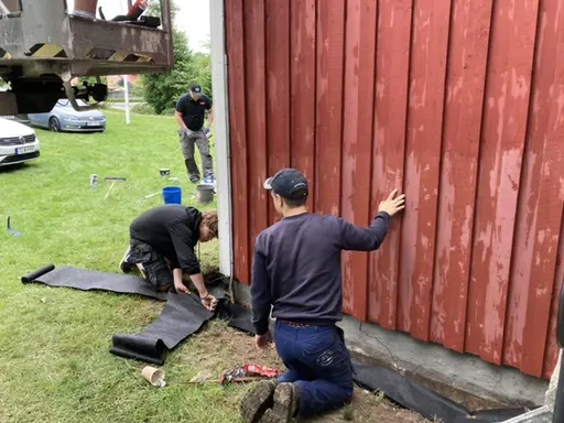 Städdag och renovering av Sportstugan