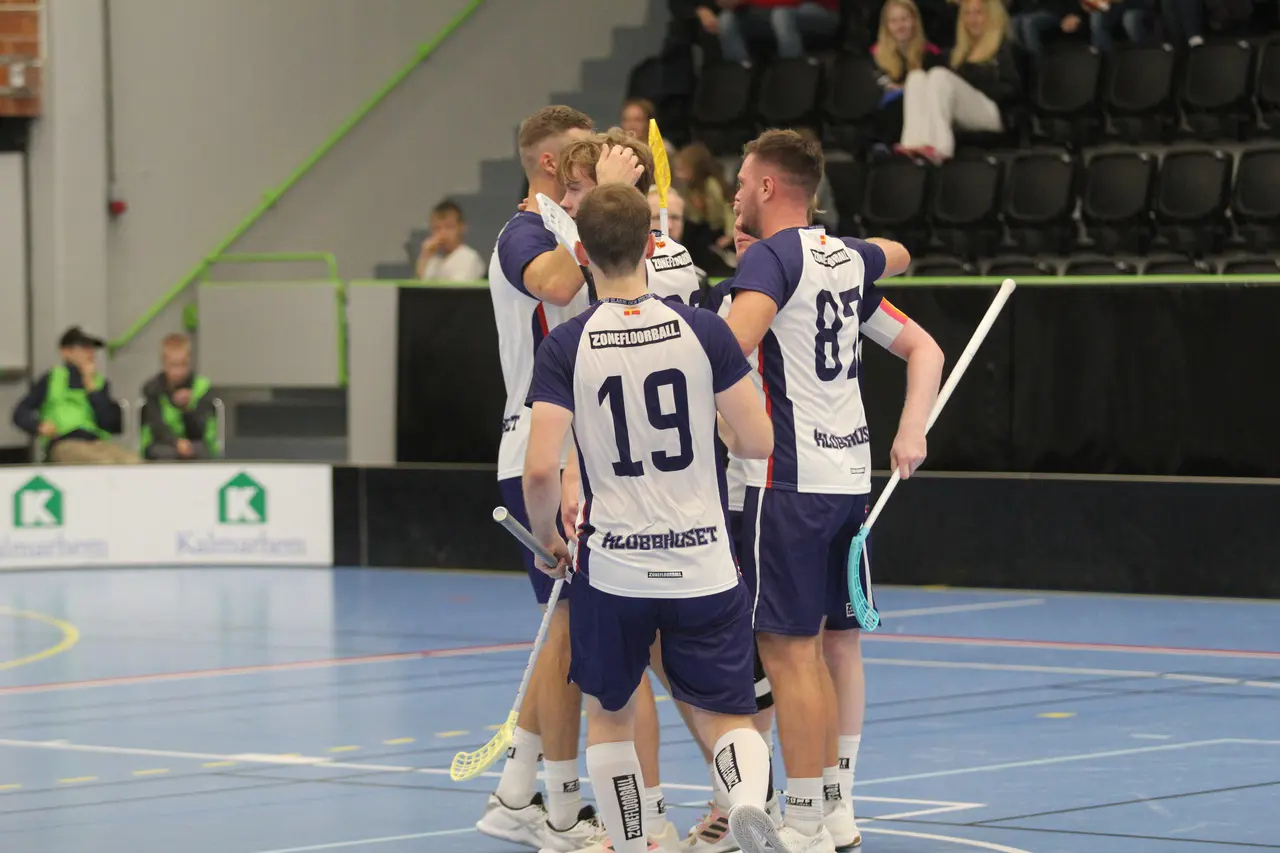 Losell har precis gjort mål Foto Roger Nielsen