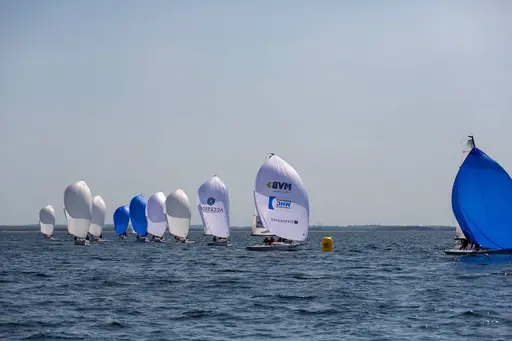 Foto: Halmstad Segelsällskap, J/70 Förbundet, Peter Johansson, Peter Krokström mfl.