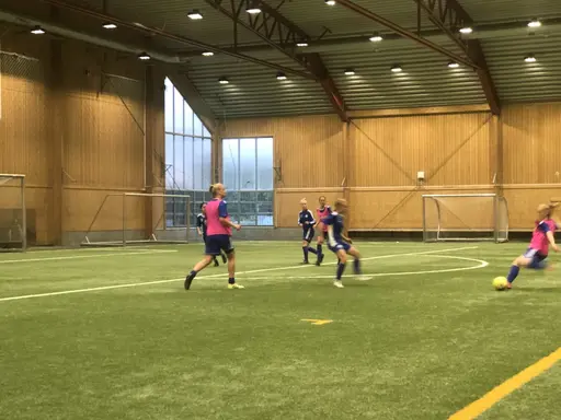 Lite fotbollstennis och 5 mot 5 spel