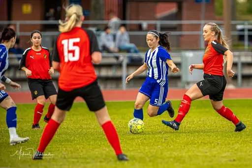 Leas kaptensbindel glider, Nike stormar fram, Minna gör Minna-grejer och Edit gör debut! Foto: Micke Wiklund