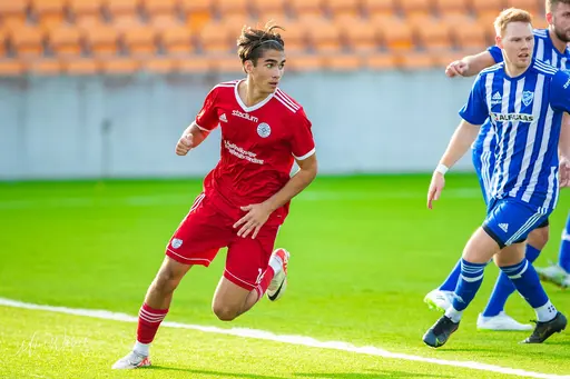 Två gamla Spångaspelare som matchcoacher: Serkan Görgülü och Fredrik Giesecke