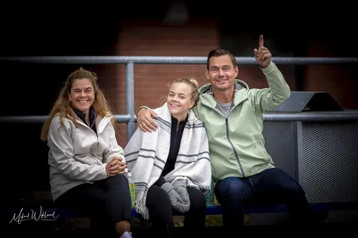 Micke Wiklunds strålande bilder från strålande seger mot Hangvar! Första fem bilderna plus den sista: höstens nyförvärv! Se slutkläm på text för presentation.