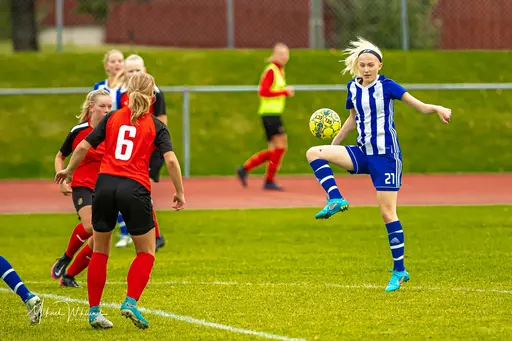 Leas kaptensbindel glider, Nike stormar fram, Minna gör Minna-grejer och Edit gör debut! Foto: Micke Wiklund