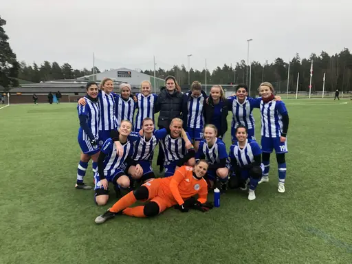 Vinst med 5-0 i första träningsmatchen