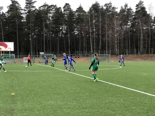 Vinst med 5-0 i första träningsmatchen