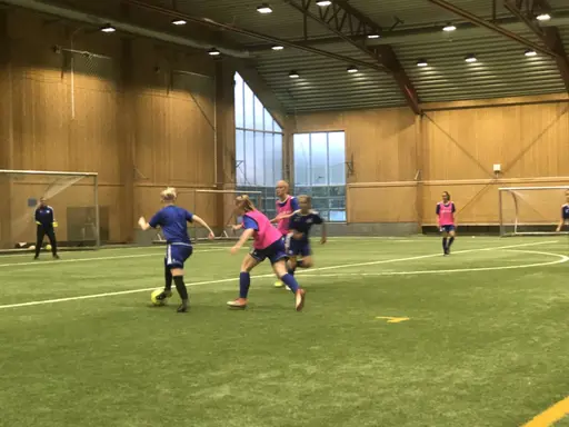 Lite fotbollstennis och 5 mot 5 spel