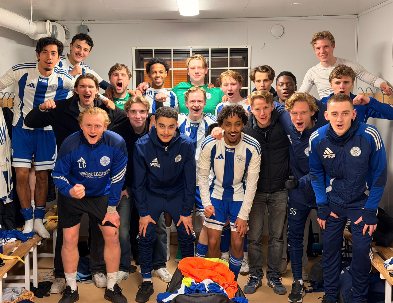 5 - 2 mot serieledarna!