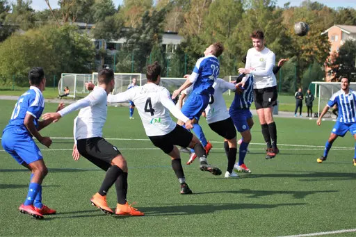Wilondja Fataki, hörna, startelvan, blåsig hörnflagga, Frans Gabro och ännu en luftduell vid hörna.
