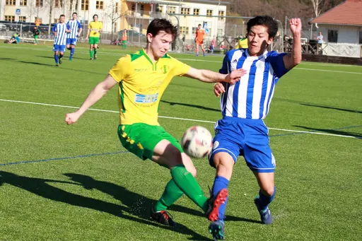 Liam Hägvall, Markus Blomquist, kamp om bollen, Startelvan (+ Engin), Bejoy Khan, Wilondja Fataki, Emil Gabro och Liam igen