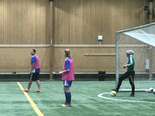 Lite fotbollstennis och 5 mot 5 spel