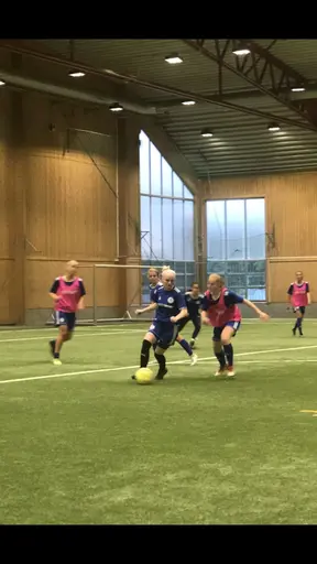 Lite fotbollstennis och 5 mot 5 spel