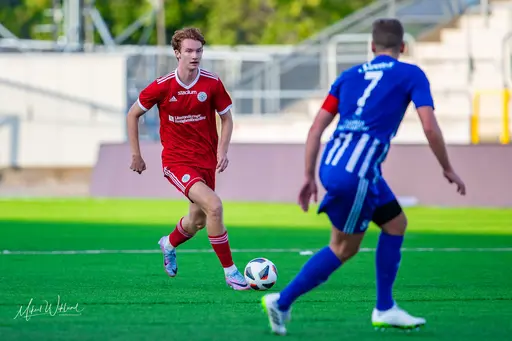 Två gamla Spångaspelare som matchcoacher: Serkan Görgülü och Fredrik Giesecke