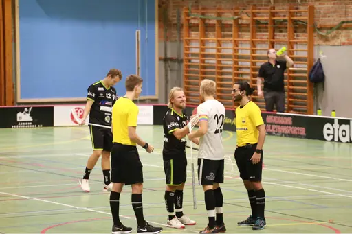 Här kan man se Kenneth Fridströms bilder från matchen