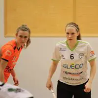 # 6 Amelie Uhr 2 mål i matchen