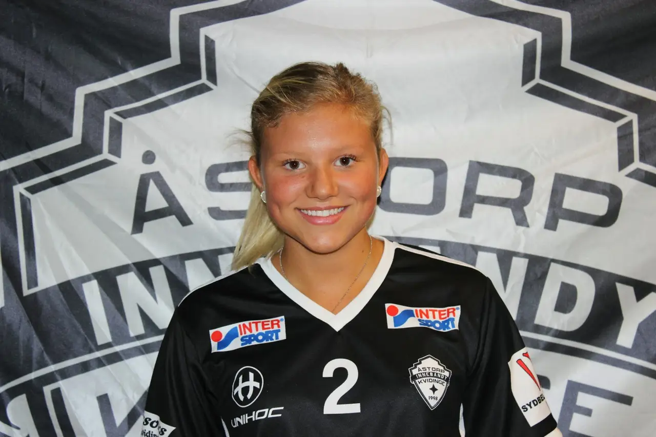 # 2 Linda Nilsson