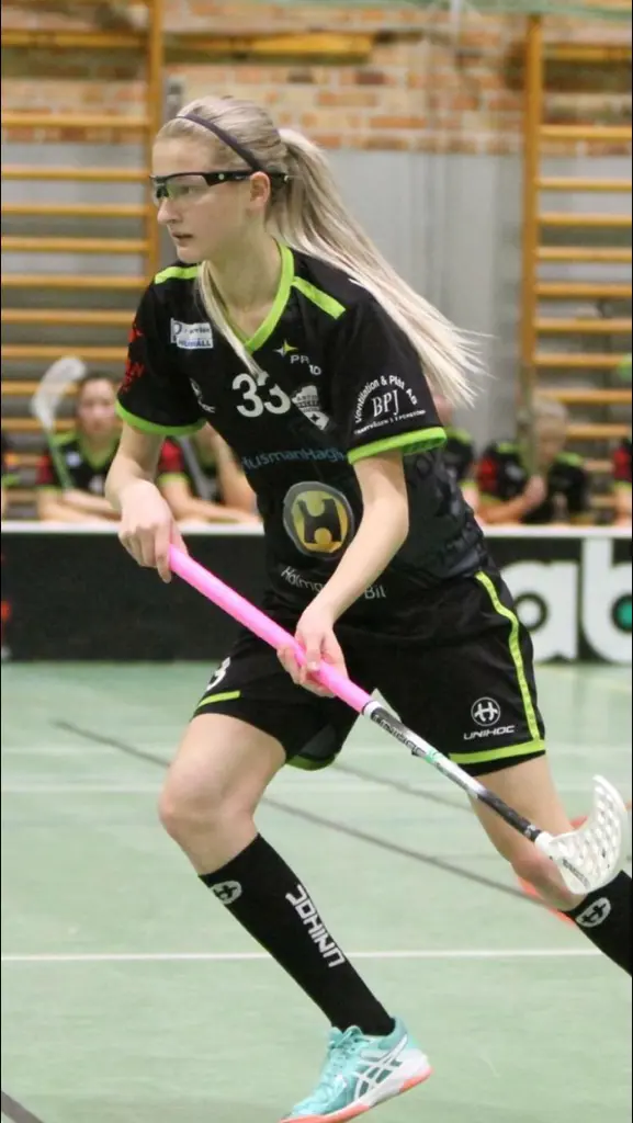 # 33 Maja Ekström