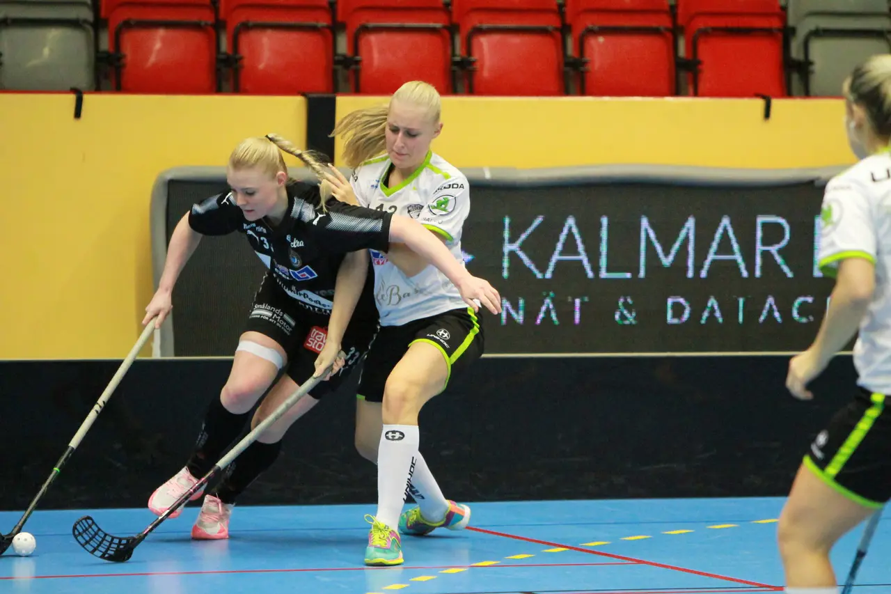 Hannah Berg fightas mot en Kalmarsundare
