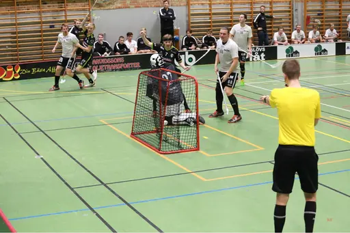 Här kan man se Kenneth Fridströms bilder från matchen