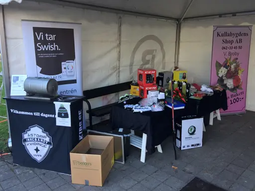 ÅKIBS-tältet på torget