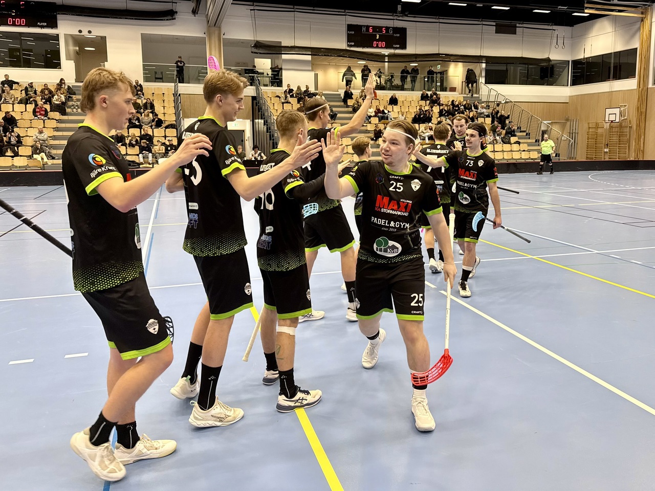 10-5 mot Örkelljunga och enbart glada miner!!!!!