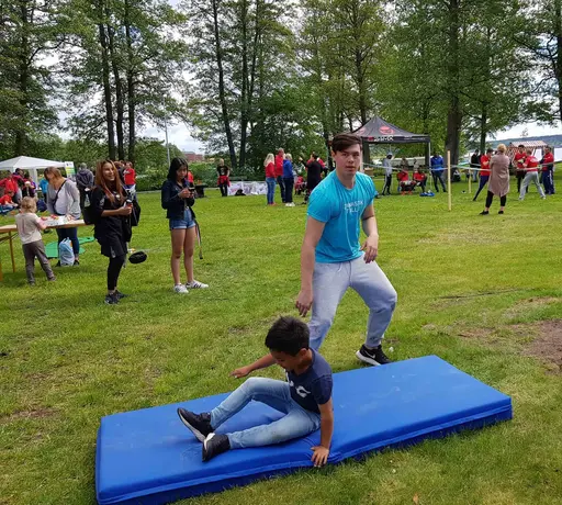 Freerunning/Parkour på Föreningsdagen vid Näset och Boforsudden