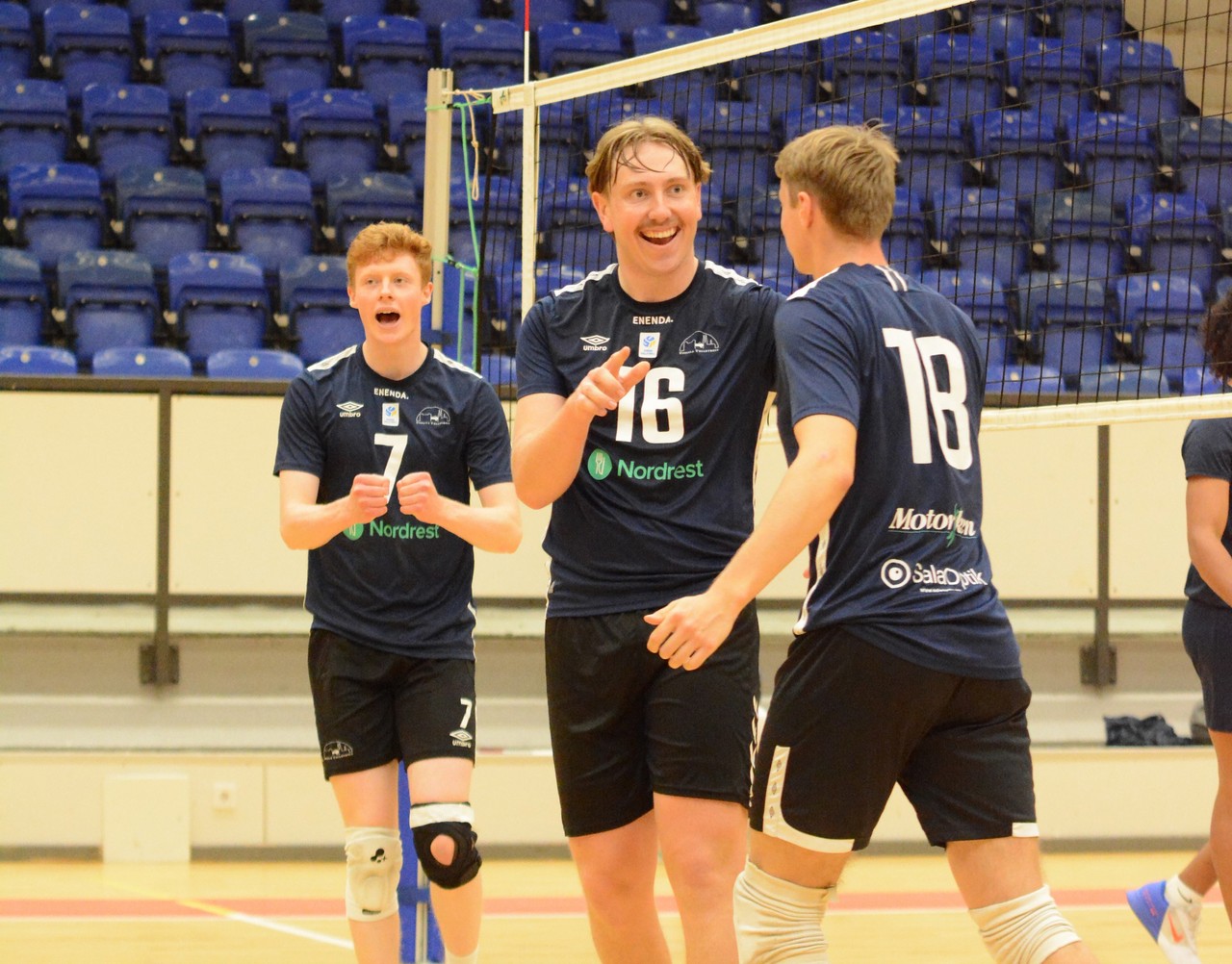 Edvin Källströmer (7) och Luke Crutchley (16) är nya i årets lag medan Simon Larsson (18) är kvar sedan förra säsongen.