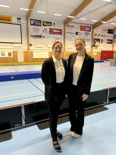 Domare Madeleine och Elin