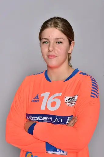 Donia Osman, Hanna Popaja och Lena Zivanovic 
