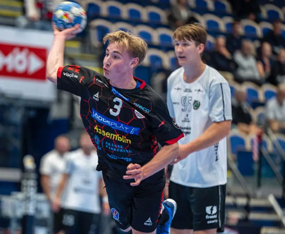 Felix Montebovi fick priset som matchens lirare. Arkivfoto: Samir Popaja