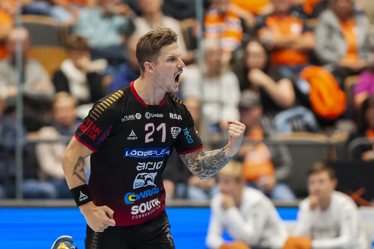 Hampus 10-målsskytt! Arkivfoto: Bildbyrån