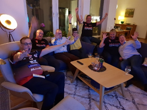 Du kan köpa din soffbiljett till alla våra matcher i Handbollsligan