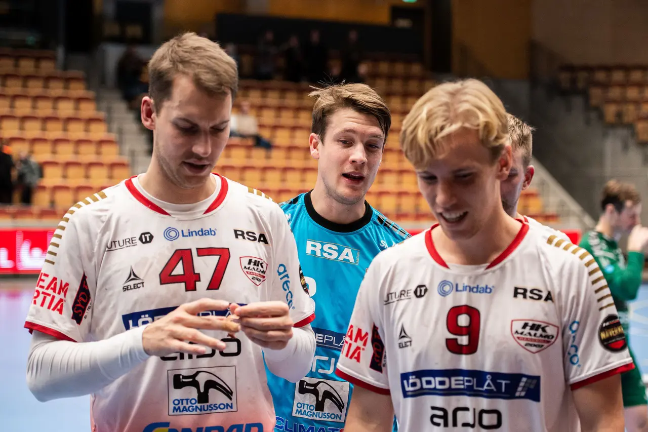 Vinst till slut! Foto: Bildbyrån